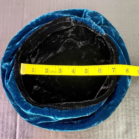 Vintage Reversible Velvet Beret Hat Black & Teal - Picture 8 of 8